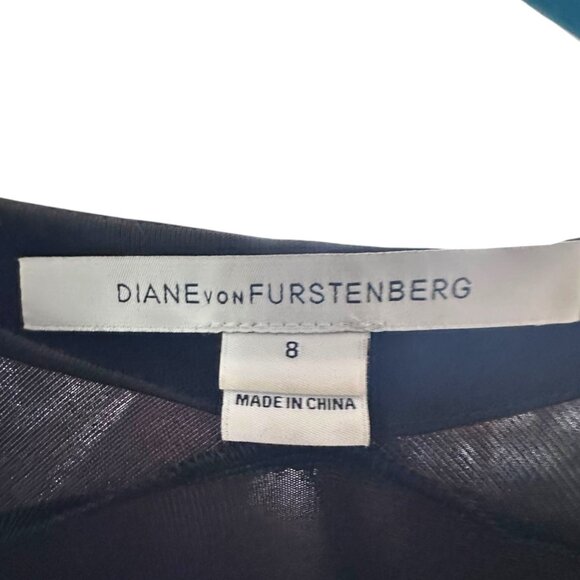 Authentic Diane von Furstenberg wrap dress Wool Silk DVF Hologram Security Tag - Picture 3 of 12
